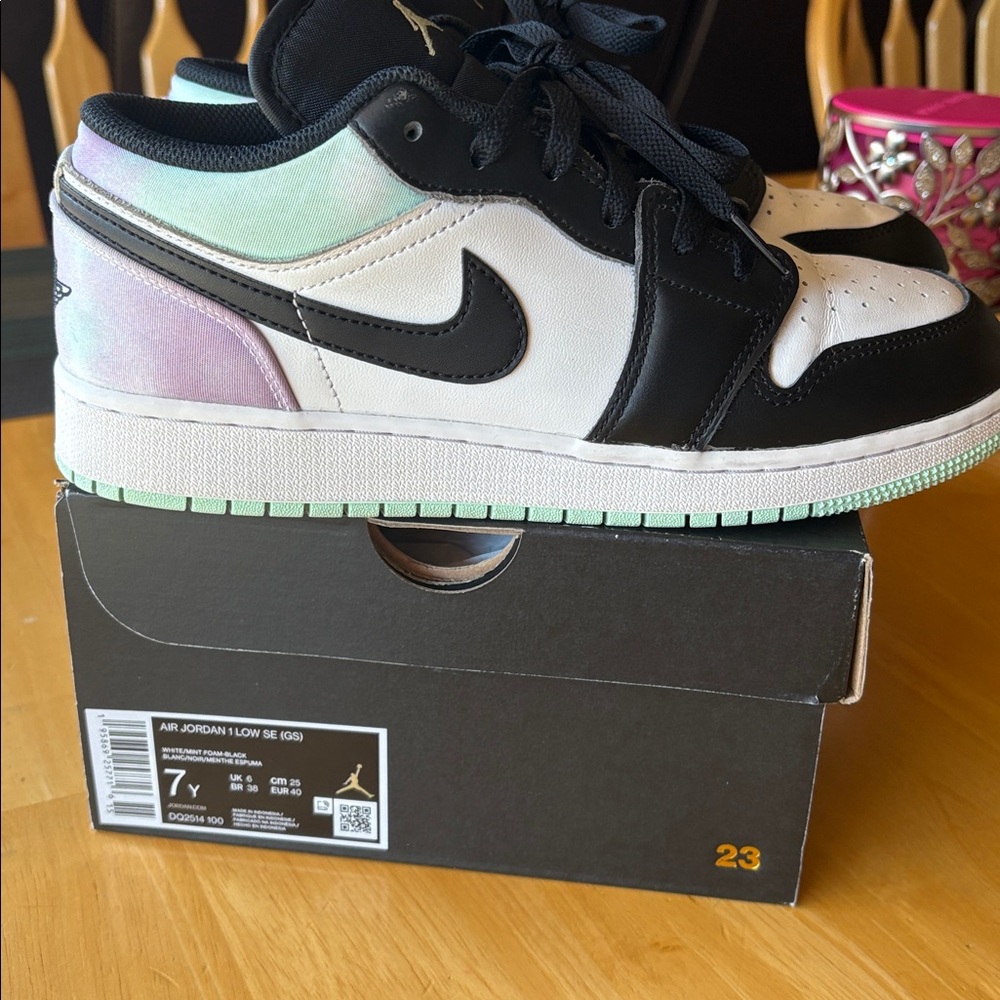 Nike Air Jordan Low - Black and Pastel